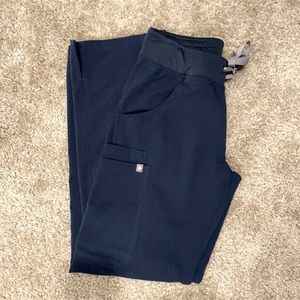 XXS/Petite dark harbor figs pants. Cargo pants